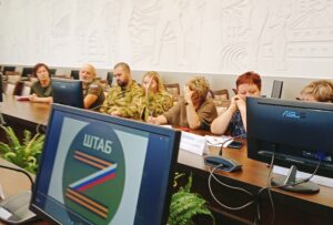 Встреча с хохольскими волонтерами, помогающими бойцам на СВО