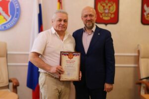 Валерий Черников обсудил дальнейшее развитие волонтёрского сопровождения выборов с Избирательной комиссией Воронежской области